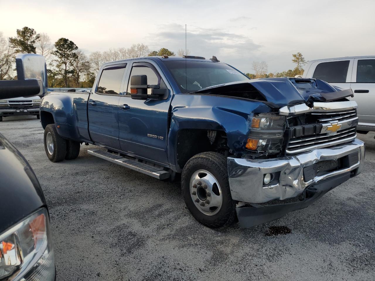 1GC4CZCY6JF108412 2018 Chevrolet Silverado C3500 Lt