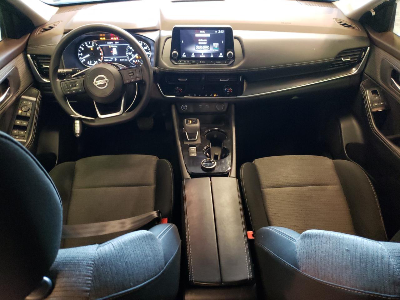 2021 Nissan Rogue - Image 8