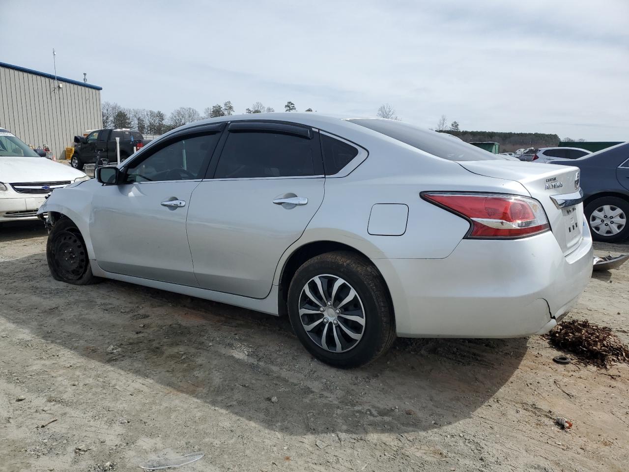2014 Nissan Altima - Image 2