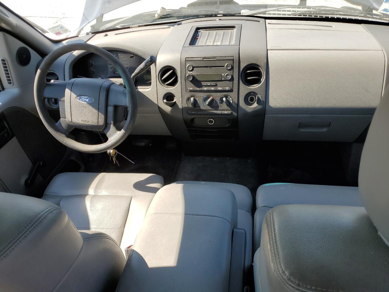 2005 Ford F150 VIN: 1FTVX12525NB74677 Lot: 43186744