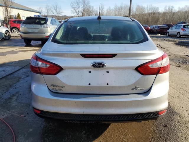  FORD FOCUS 2014 Сріблястий