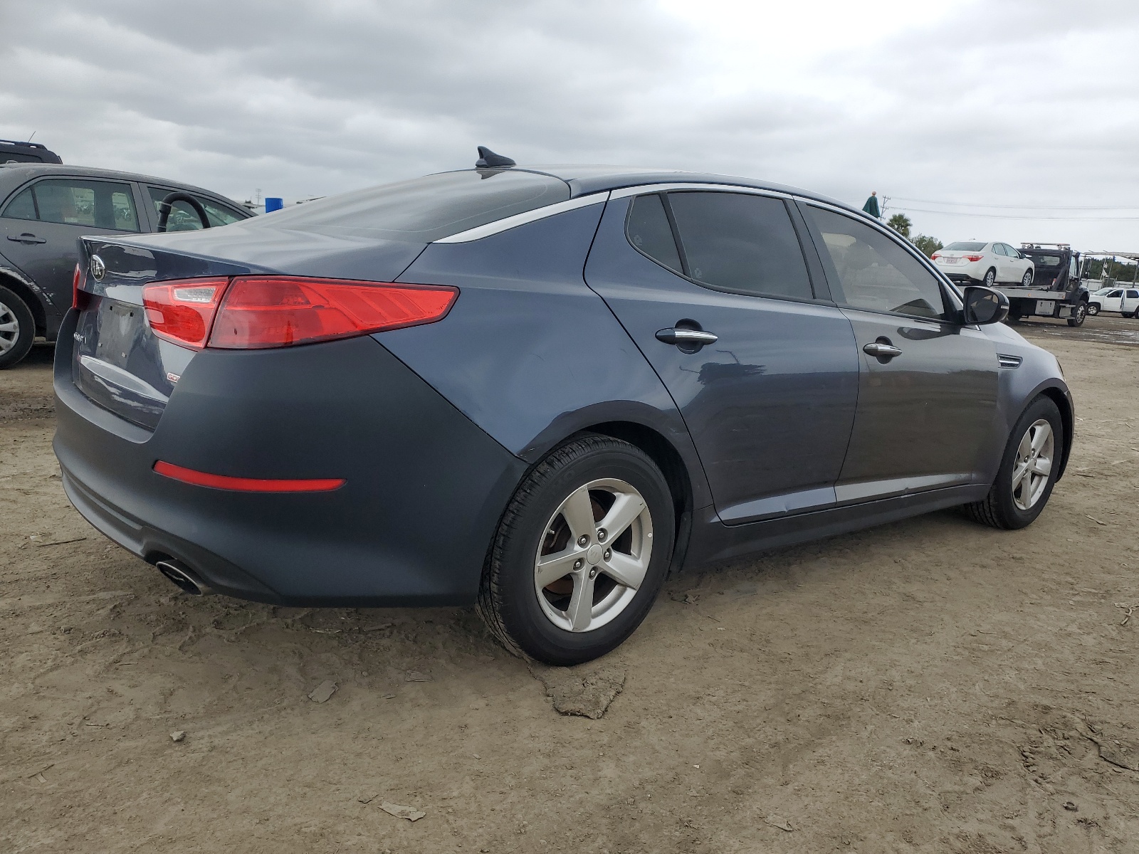 2015 Kia Optima Lx vin: 5XXGM4A72FG486744