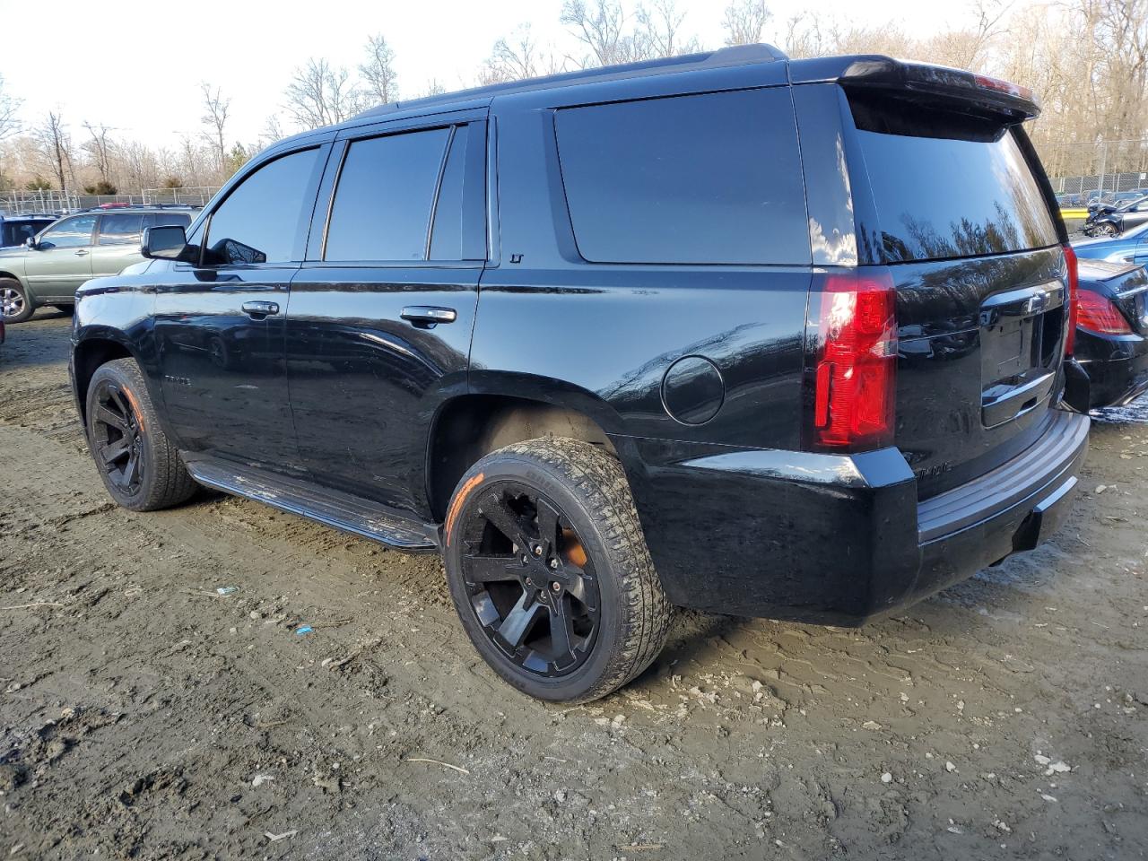 2019 Chevrolet Tahoe K1500 Lt VIN: 1GNSKBKC0KR385944 Lot: 42914664