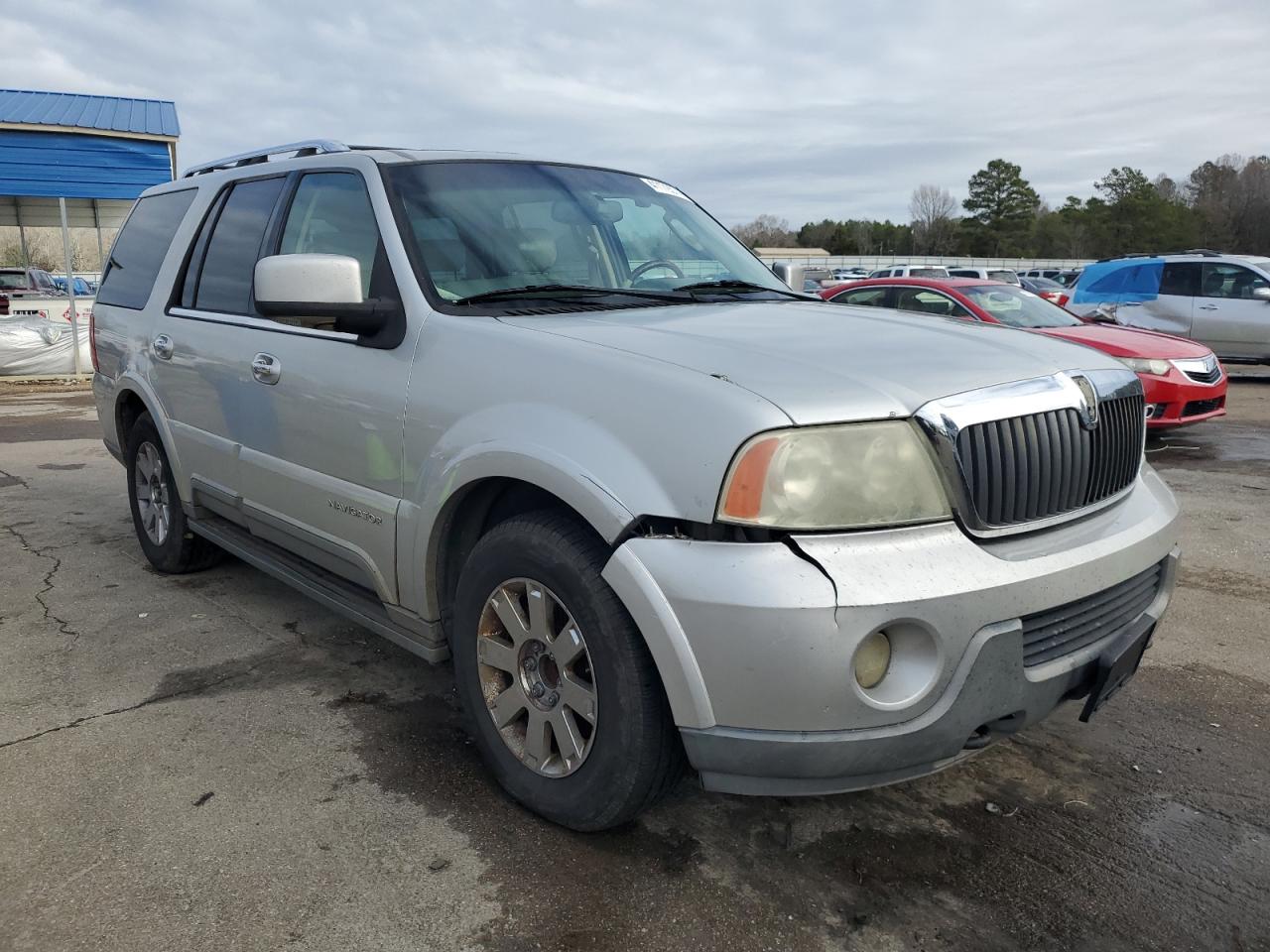 2004 Lincoln Navigator - Image 4