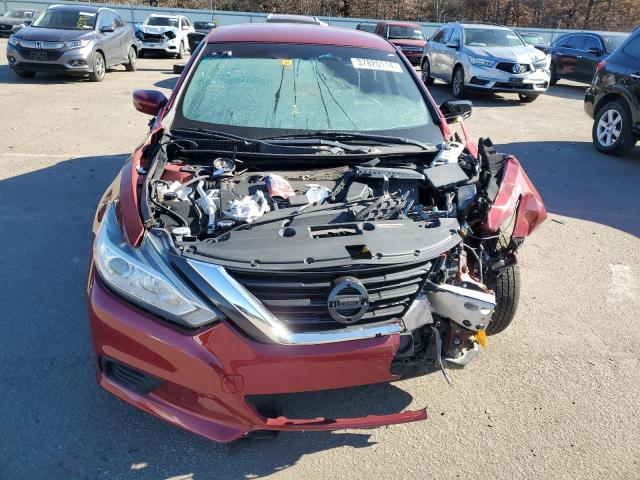  NISSAN ALTIMA 2018 Красный