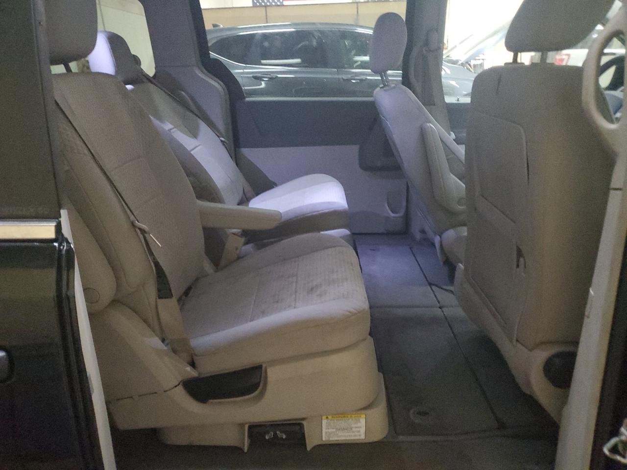 2008 Chrysler Town & Country Touring VIN: 2A8HR54PX8R680853 Lot: 43912044