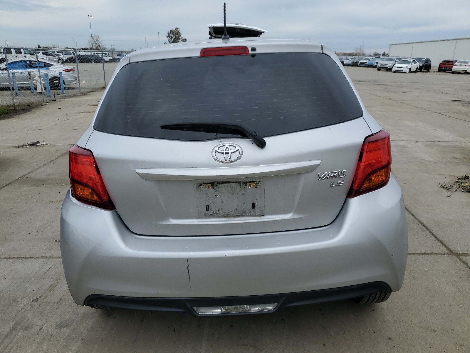 VNKKTUD32FA052865 2015 Toyota Yaris