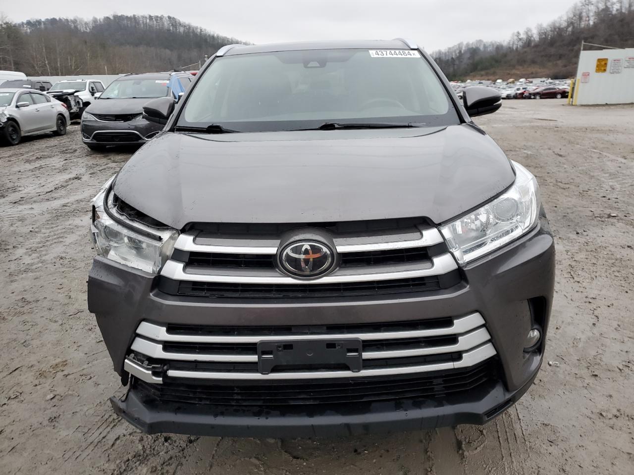 2017 Toyota Highlander Se VIN: 5TDJZRFH3HS483262 Lot: 43744484