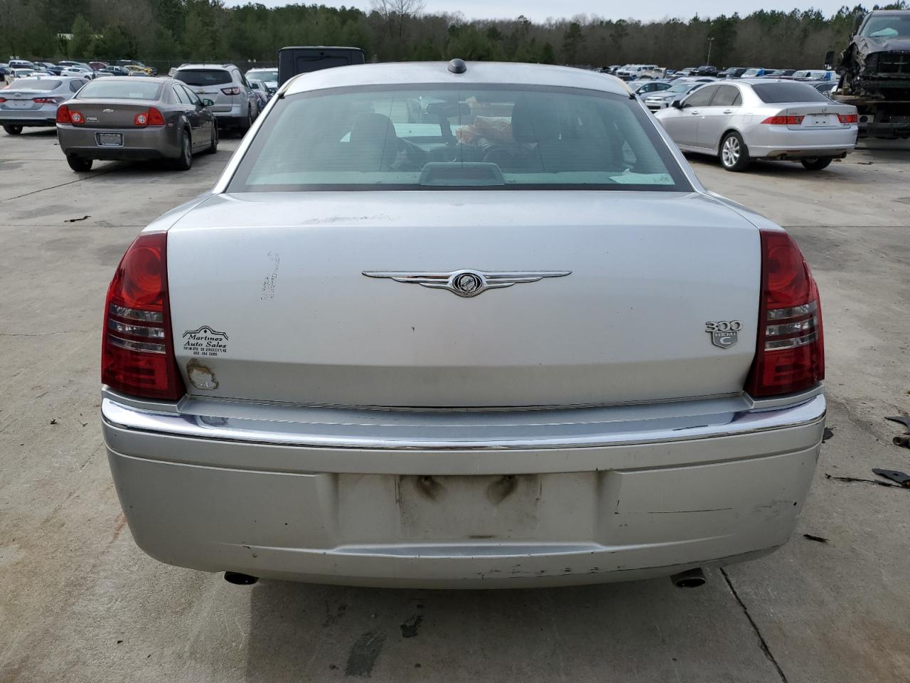 2005 Chrysler 300C VIN: 2C3JA63HX5H563148 Lot: 45000924