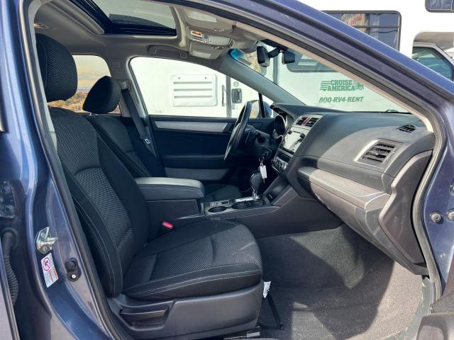  SUBARU OUTBACK 2017 Синий