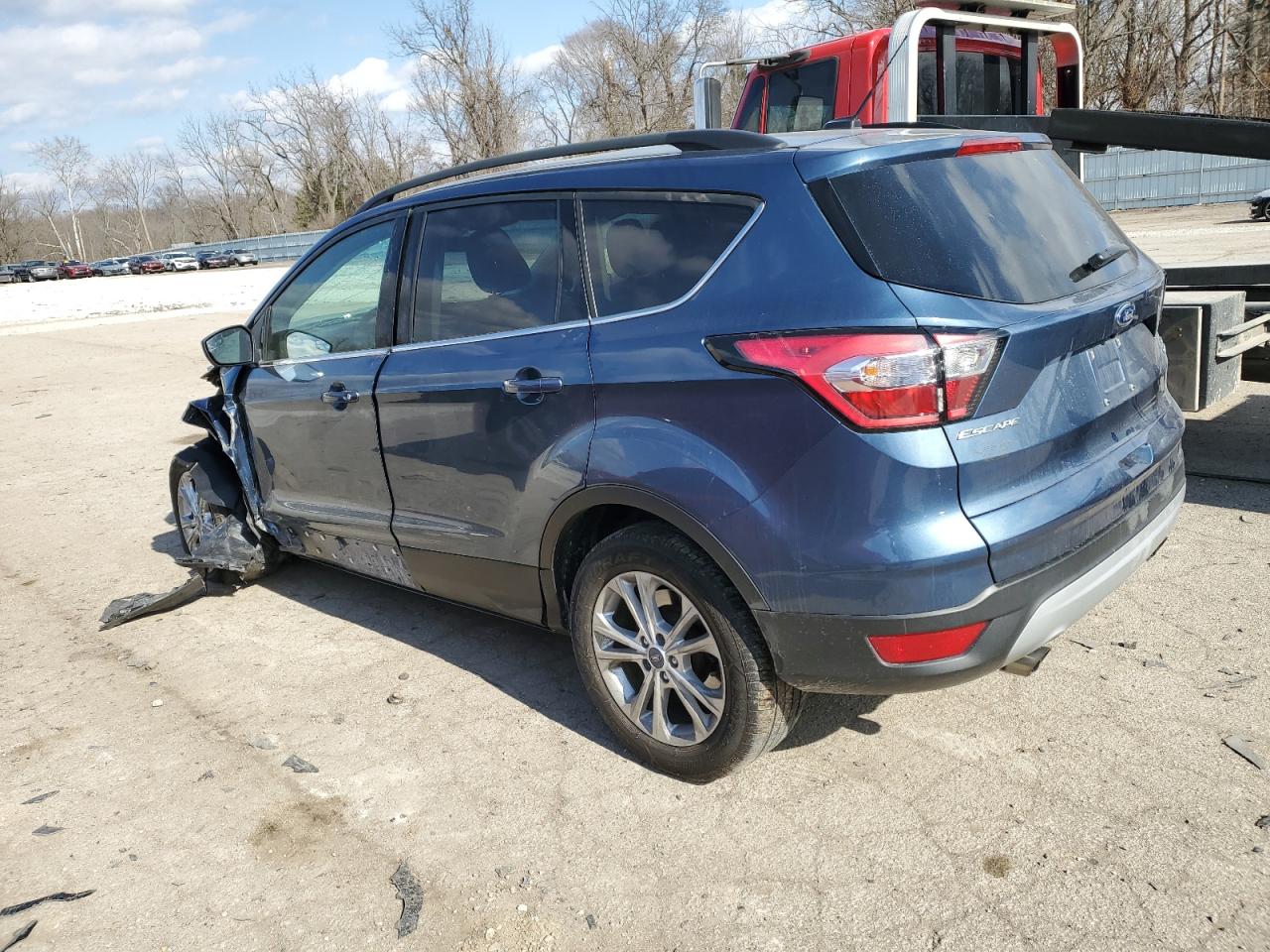 1FMCU9GD0JUA84826 2018 Ford Escape Se