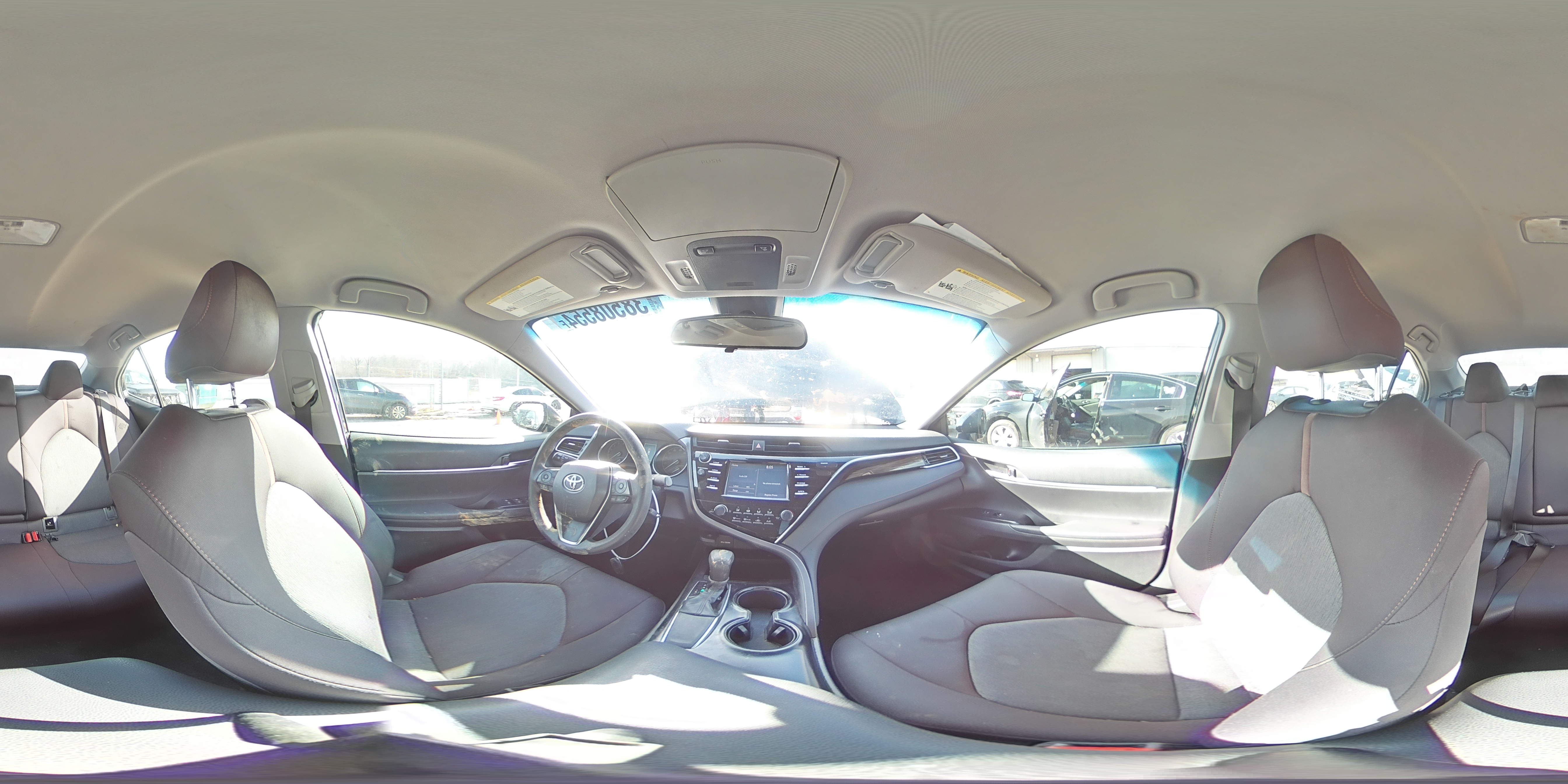 2018 Toyota Camry - Image 13