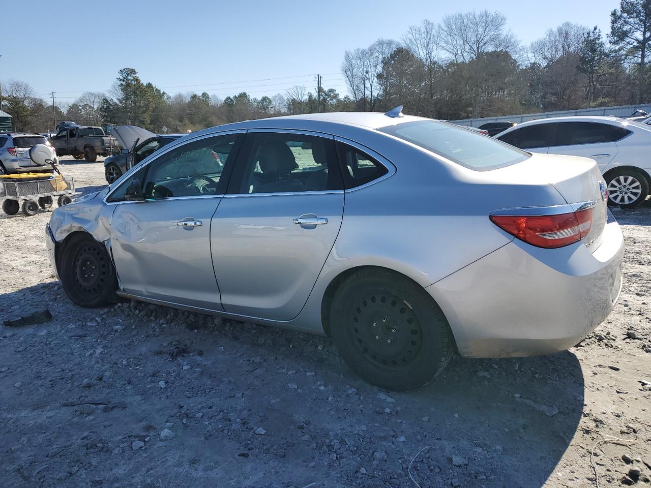 VIN 1G4PP5SK5D4131991 2013 BUICK VERANO no.2