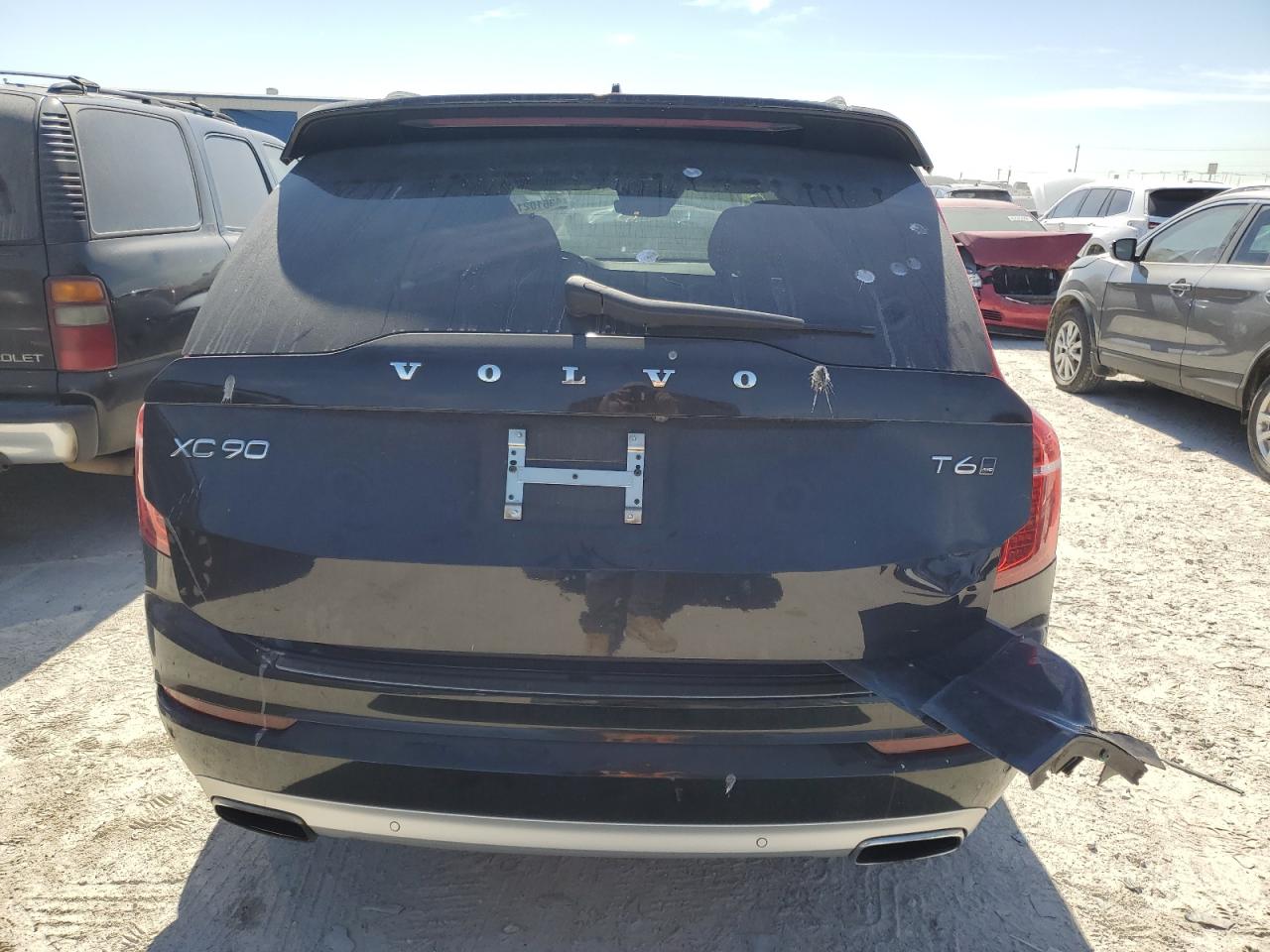 2016 Volvo Xc90 T6 VIN: YV4A22PKXG1075632 Lot: 43610214