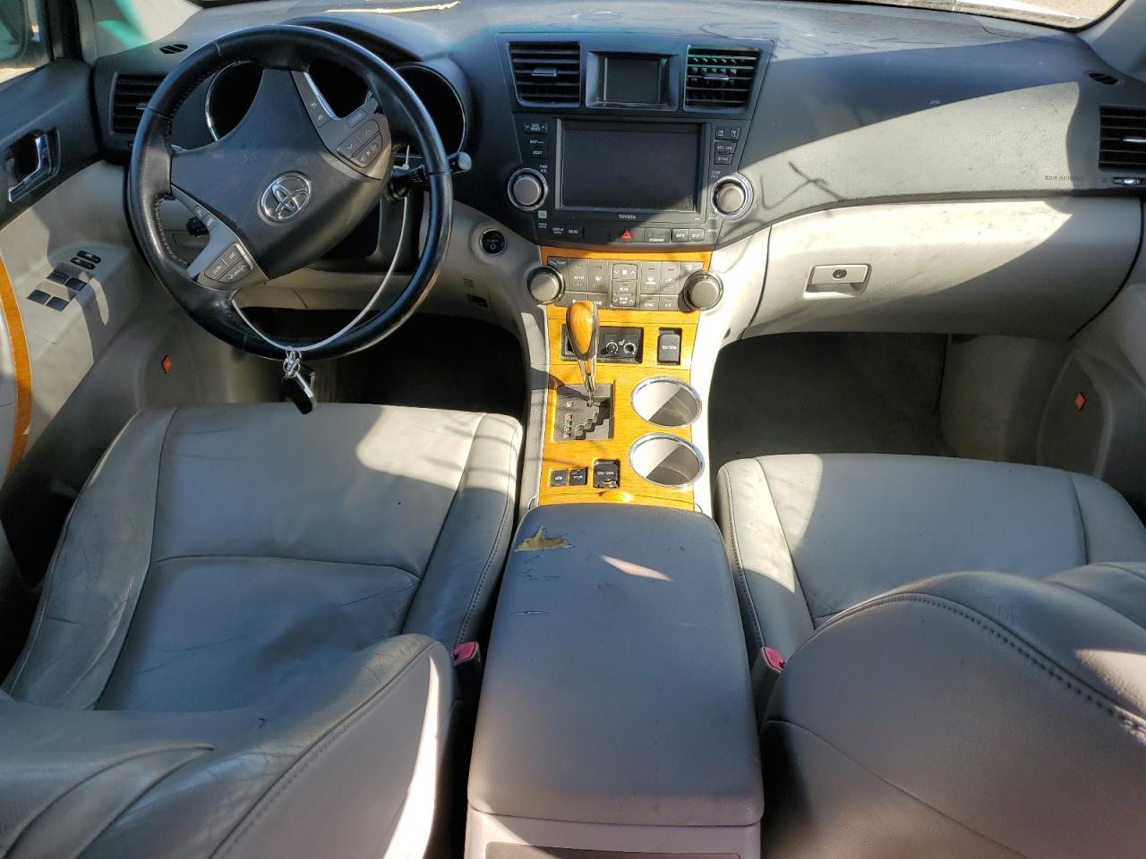 2008 Toyota Highlander Hybrid Limited VIN: JTEEW44A582021193 Lot: 43963464