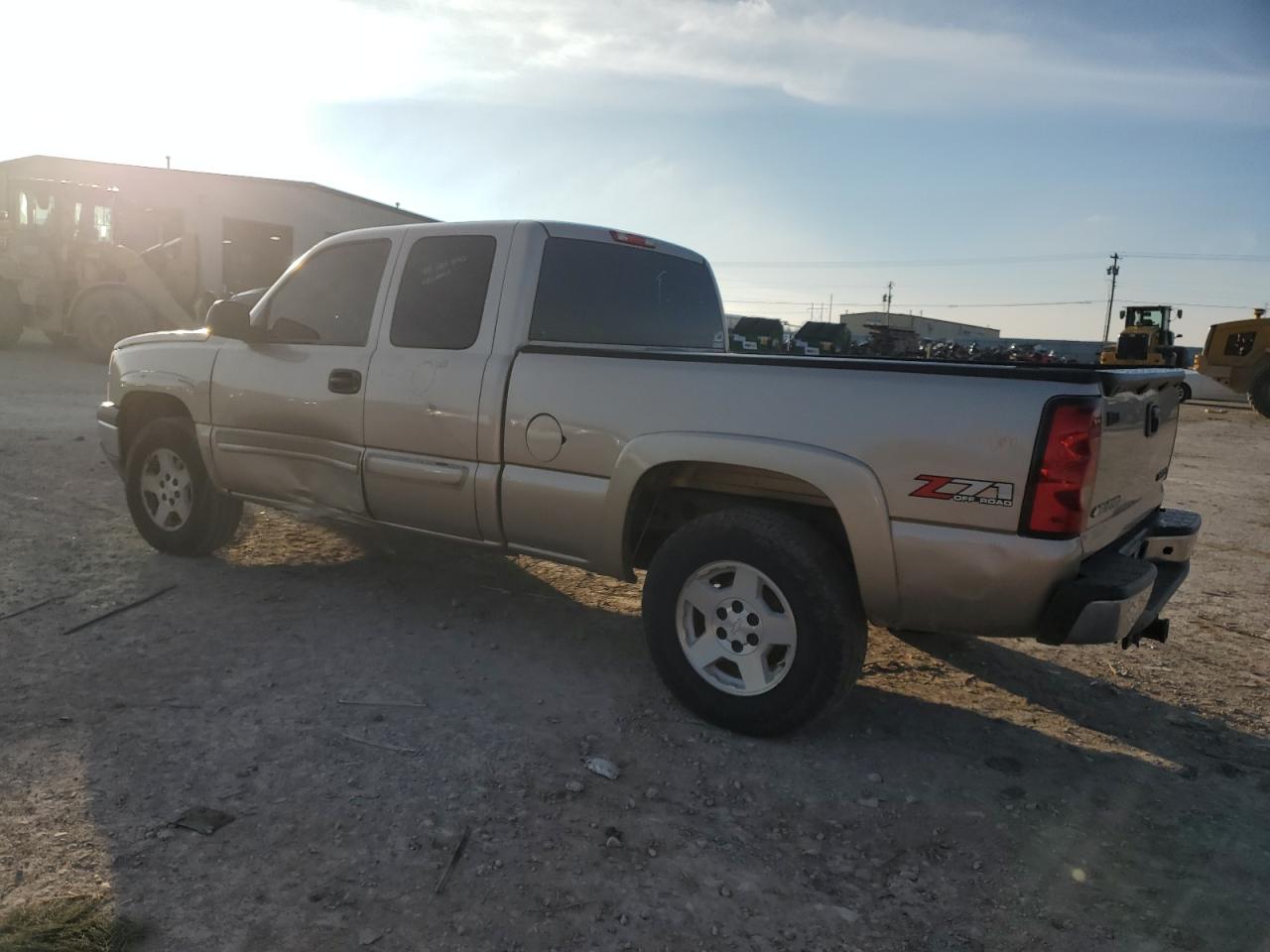 2005 Chevrolet Silverado K1500 VIN: 2GCEK19B951263500 Lot: 43221714