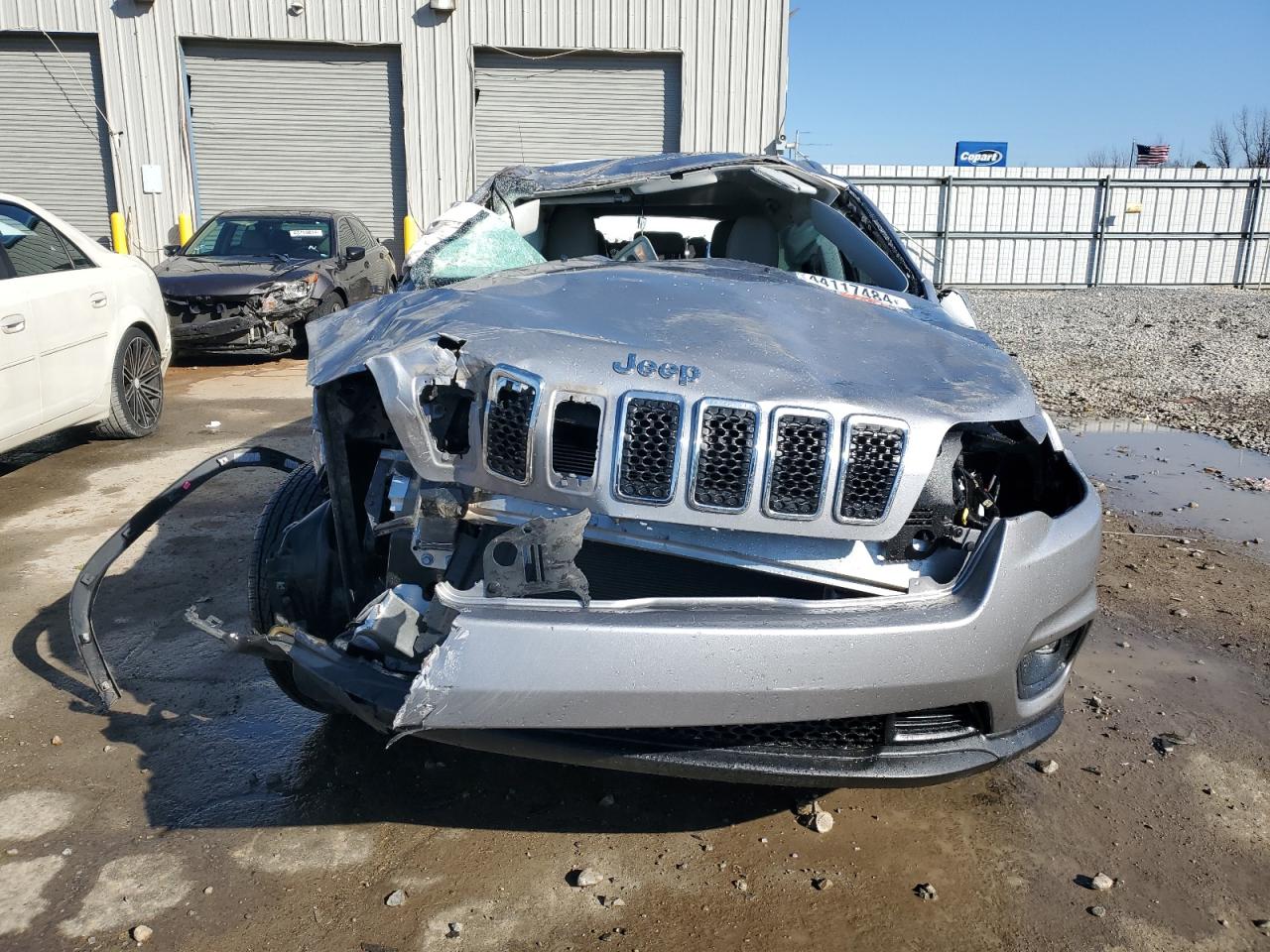 2020 Jeep Cherokee Latitude Plus VIN: 1C4PJLLB8LD568553 Lot: 44117484