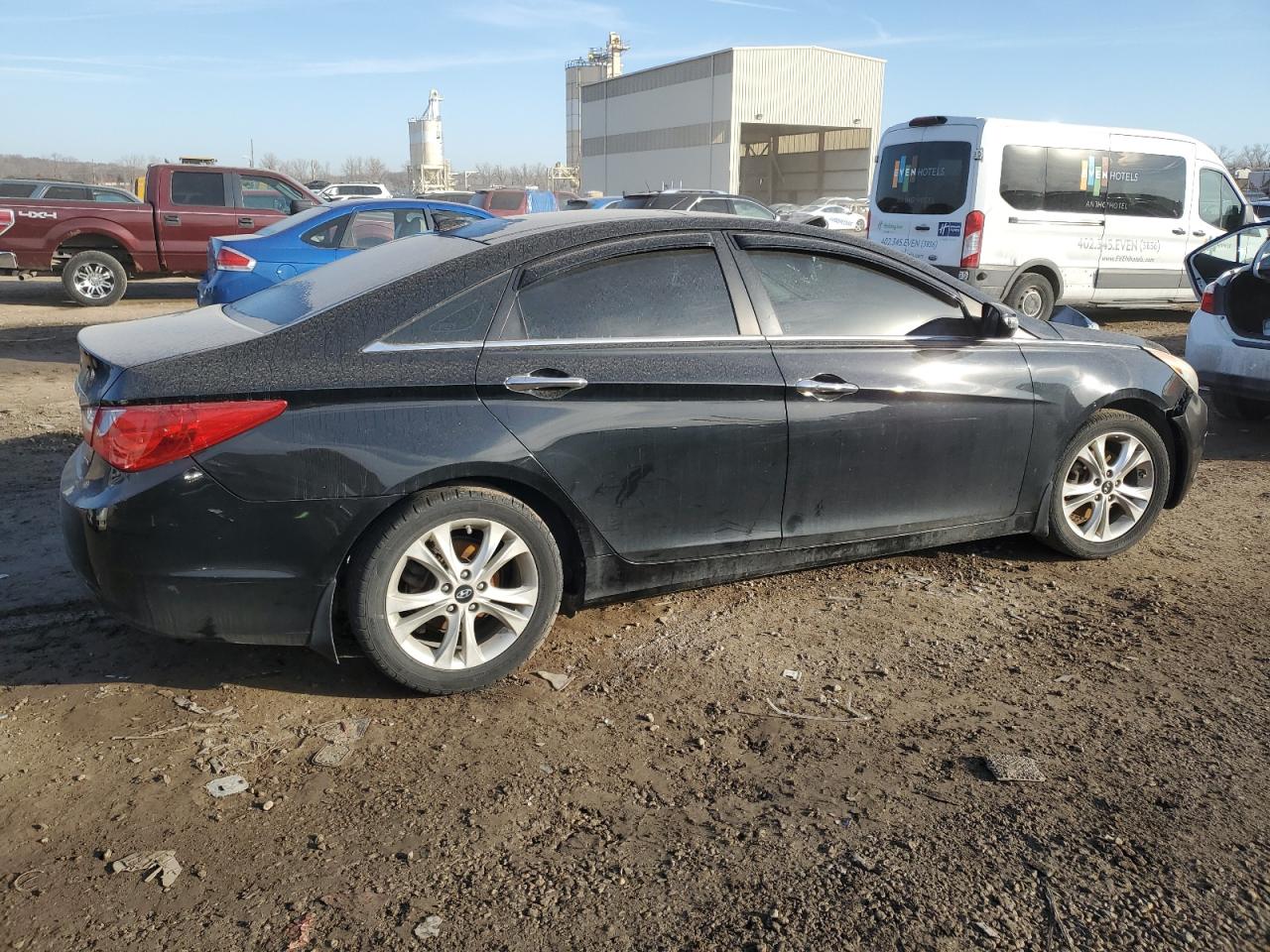 2012 Hyundai Sonata - Image 3