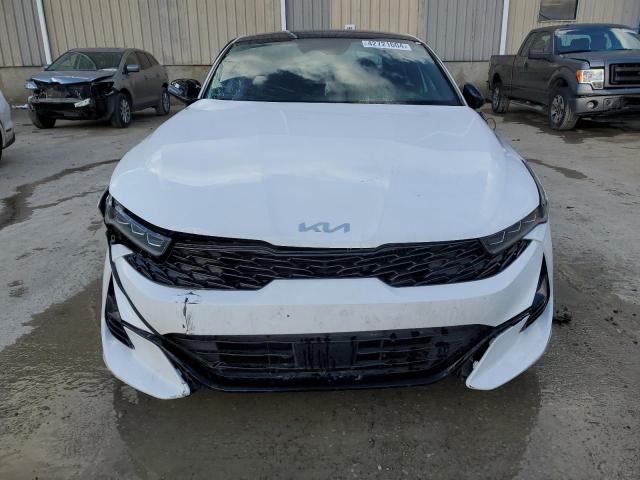  KIA K5 2022 Белый