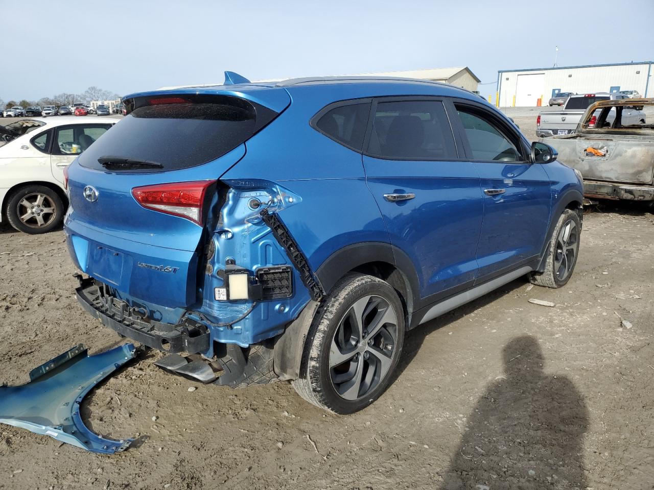 2018 Hyundai Tucson Value VIN: KM8J33A2XJU703947 Lot: 44805844