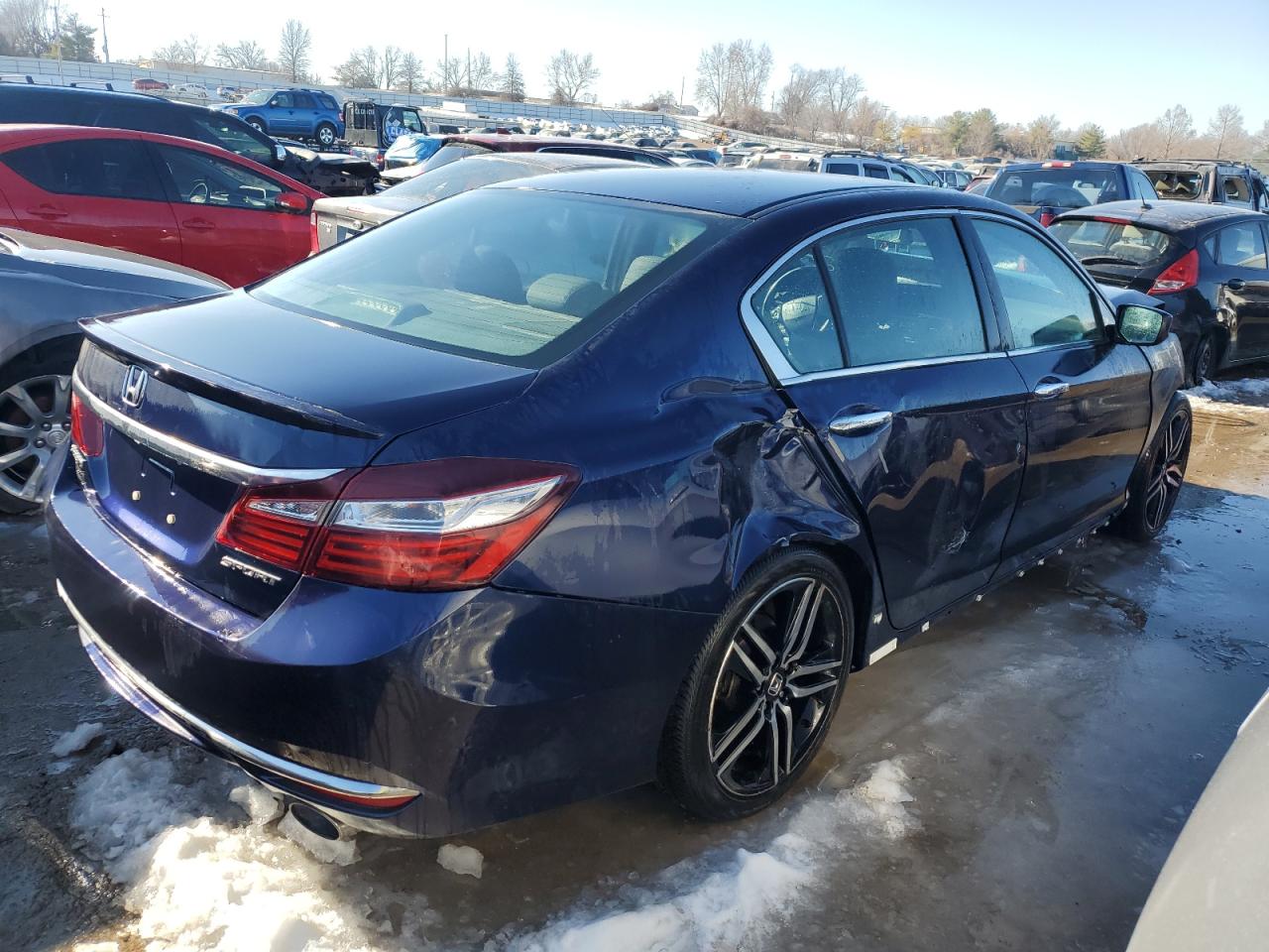 1HGCR2F5XHA151209 2017 Honda Accord Sport