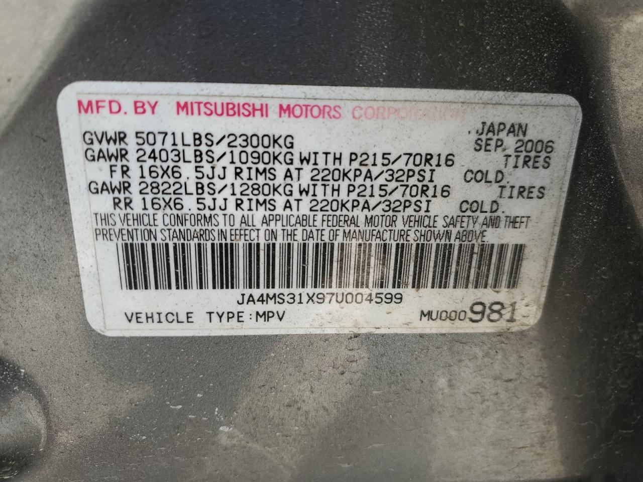 2007 Mitsubishi Outlander - Image 12