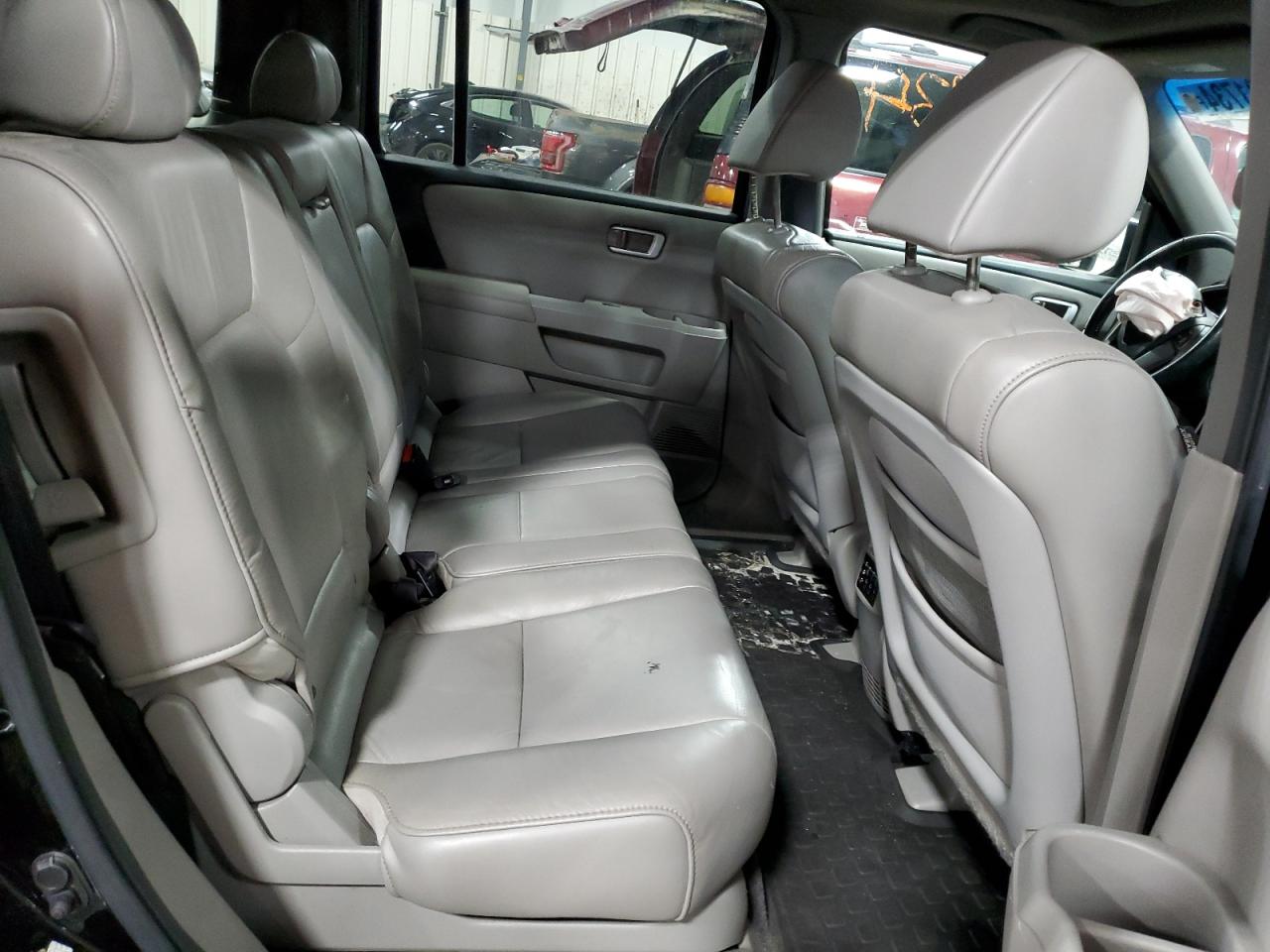 2011 Honda Pilot Exl VIN: 5FNYF4H67BB036550 Lot: 43581734