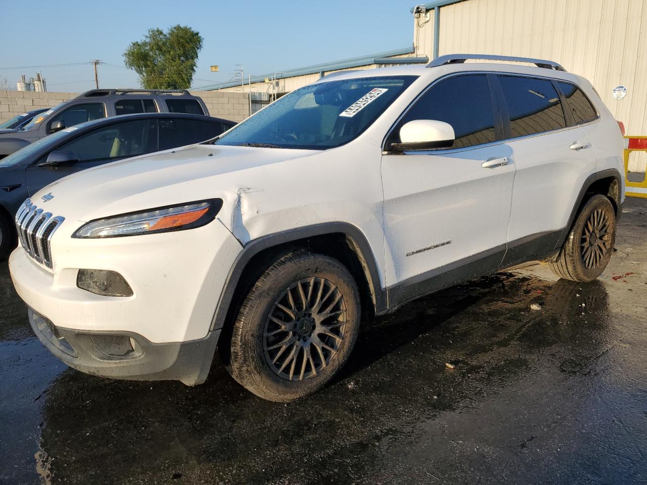 1C4PJLCB3HD214642 2017 JEEP GRAND CHEROKEE - Image 1