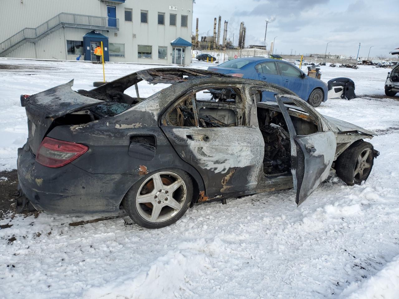 2010 Mercedes-Benz C 350 4Matic VIN: WDDGF8HB0AF463777 Lot: 43452284