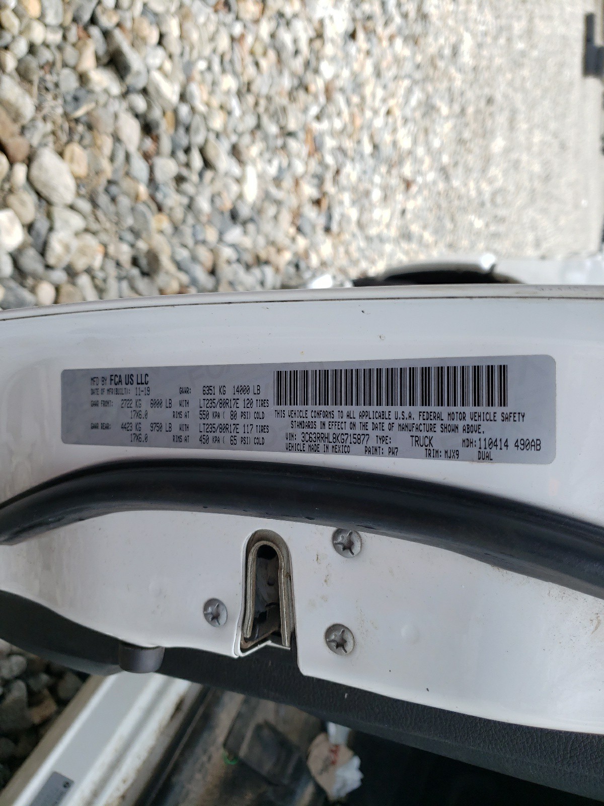 3C63RRHL8KG715877 2019 Ram 3500 Big Horn