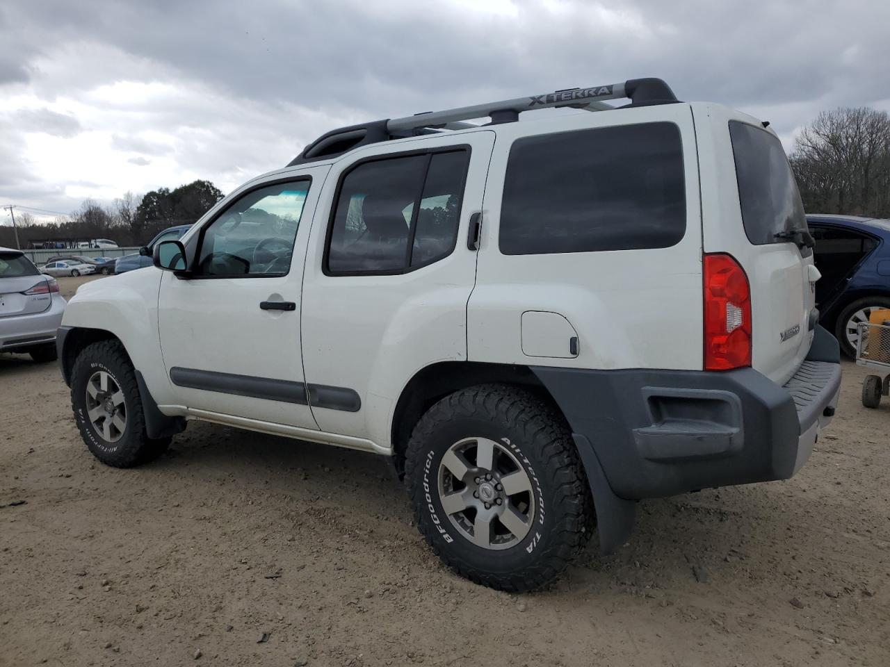 2013 Nissan Xterra X VIN: 5N1AN0NW8DN821533 Lot: 43882944