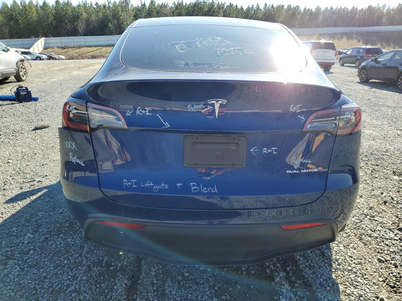 2022 Tesla Model Y VIN: 7SAYGDEE9NF331617 Lot: 40191504