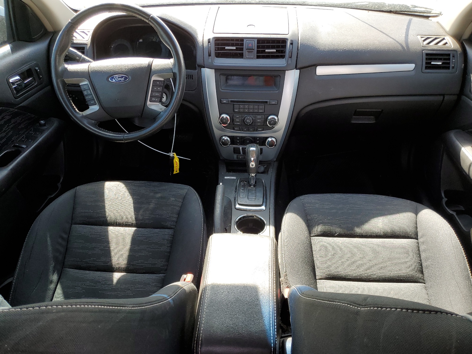 3FAHP0HA8AR298087 2010 Ford Fusion Se