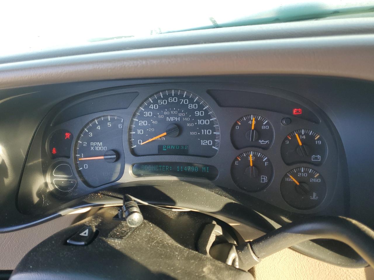 2003 Chevrolet Tahoe K1500 VIN: 1GNEK13T53R240535 Lot: 44040814