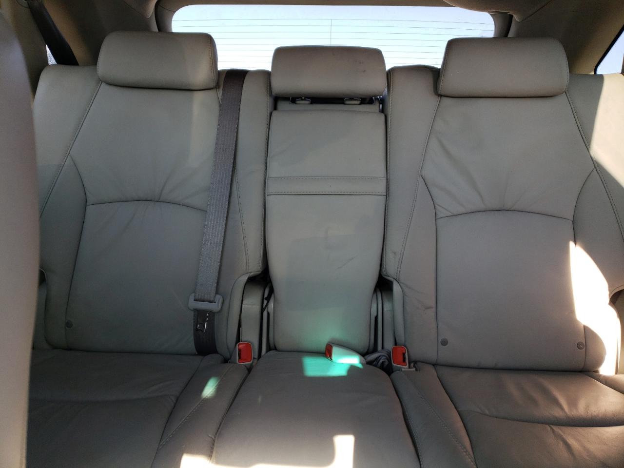 2009 Lexus RX - Image 10