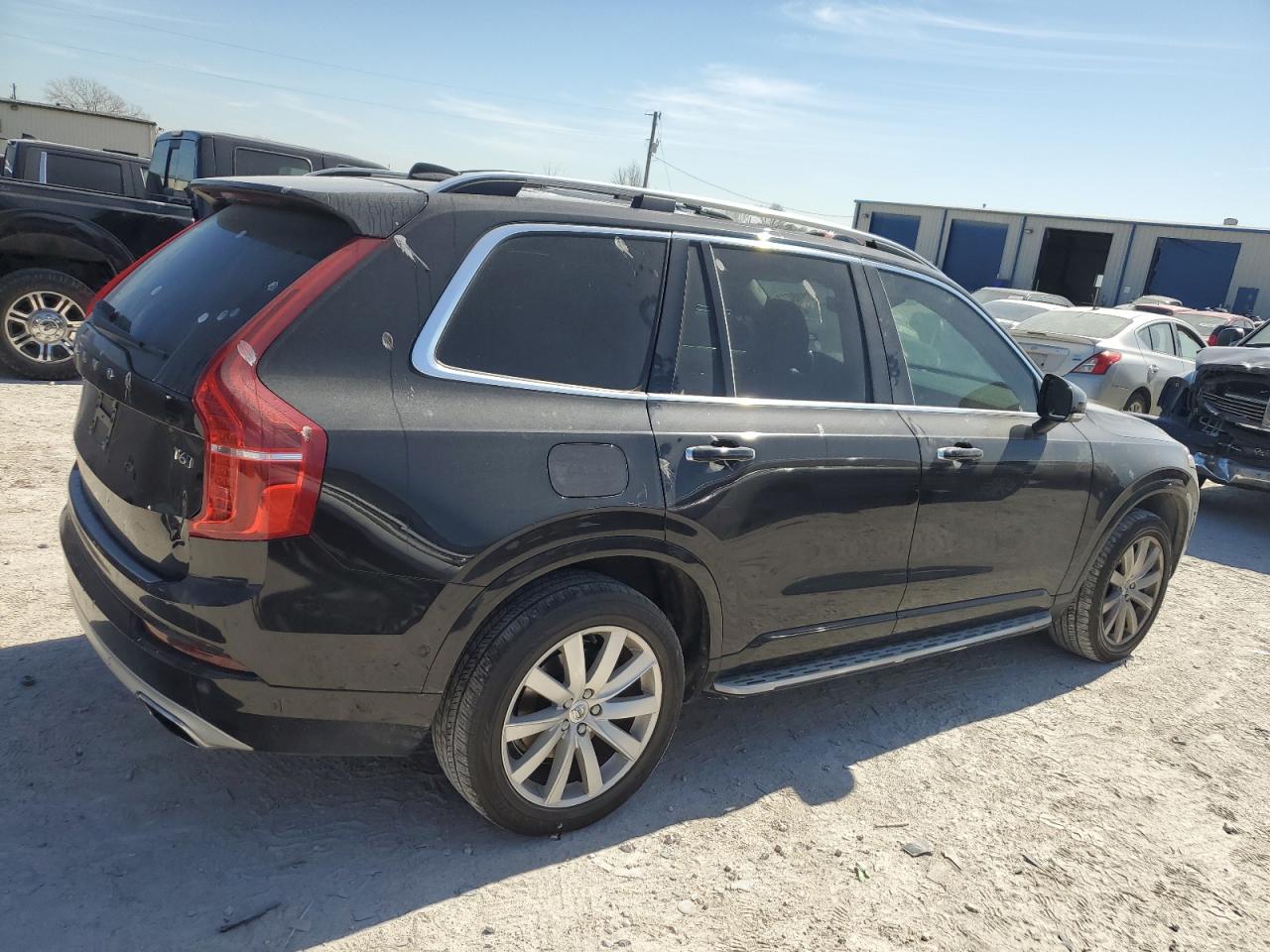 2016 Volvo Xc90 T6 VIN: YV4A22PKXG1075632 Lot: 43610214