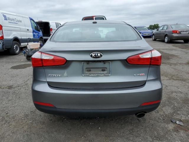 Sedans KIA FORTE 2015 Srebrny