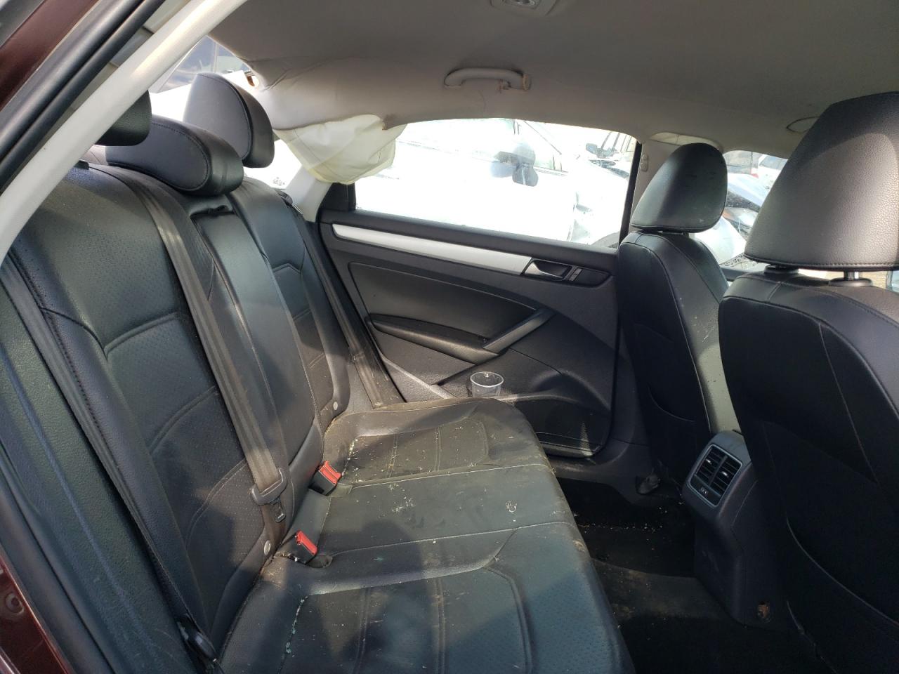 2013 Volkswagen Passat Se VIN: 1VWBP7A37DC058372 Lot: 42612744