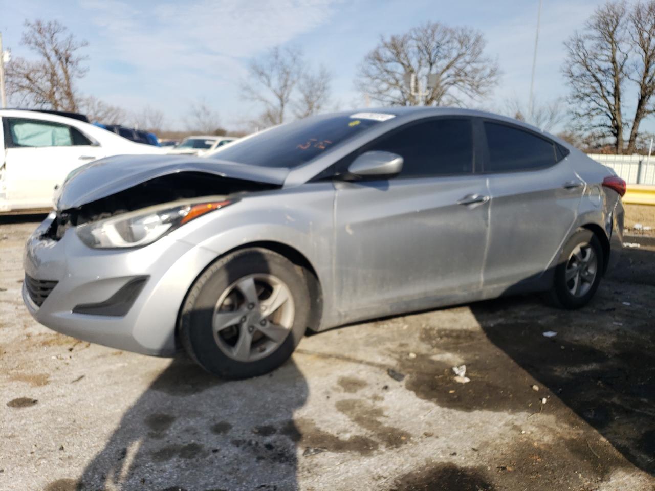 5NPDH4AE6FH581009 2015 Hyundai Elantra Se