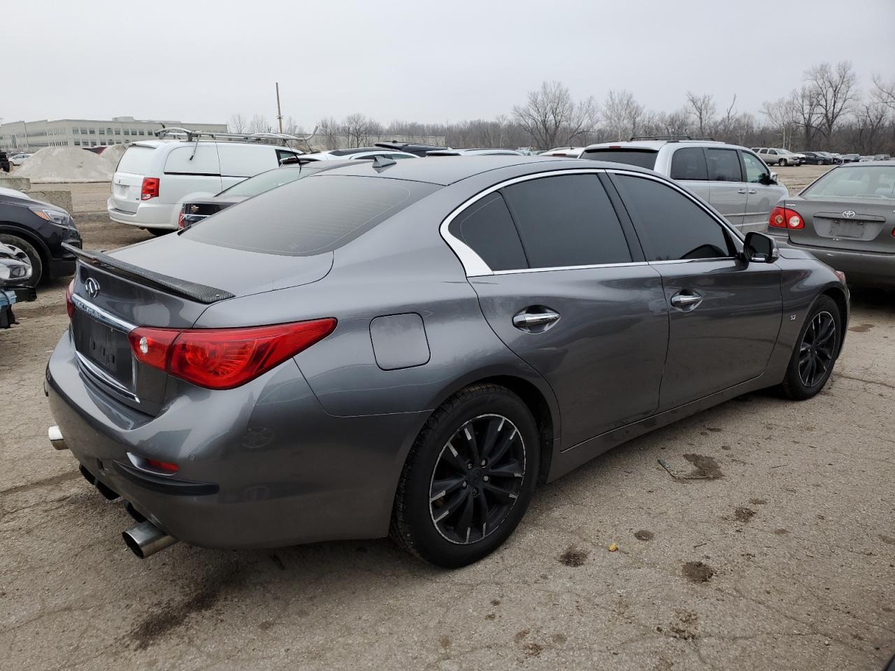 VIN JN1BV7AR2FM392628 2015 INFINITI Q50 no.3