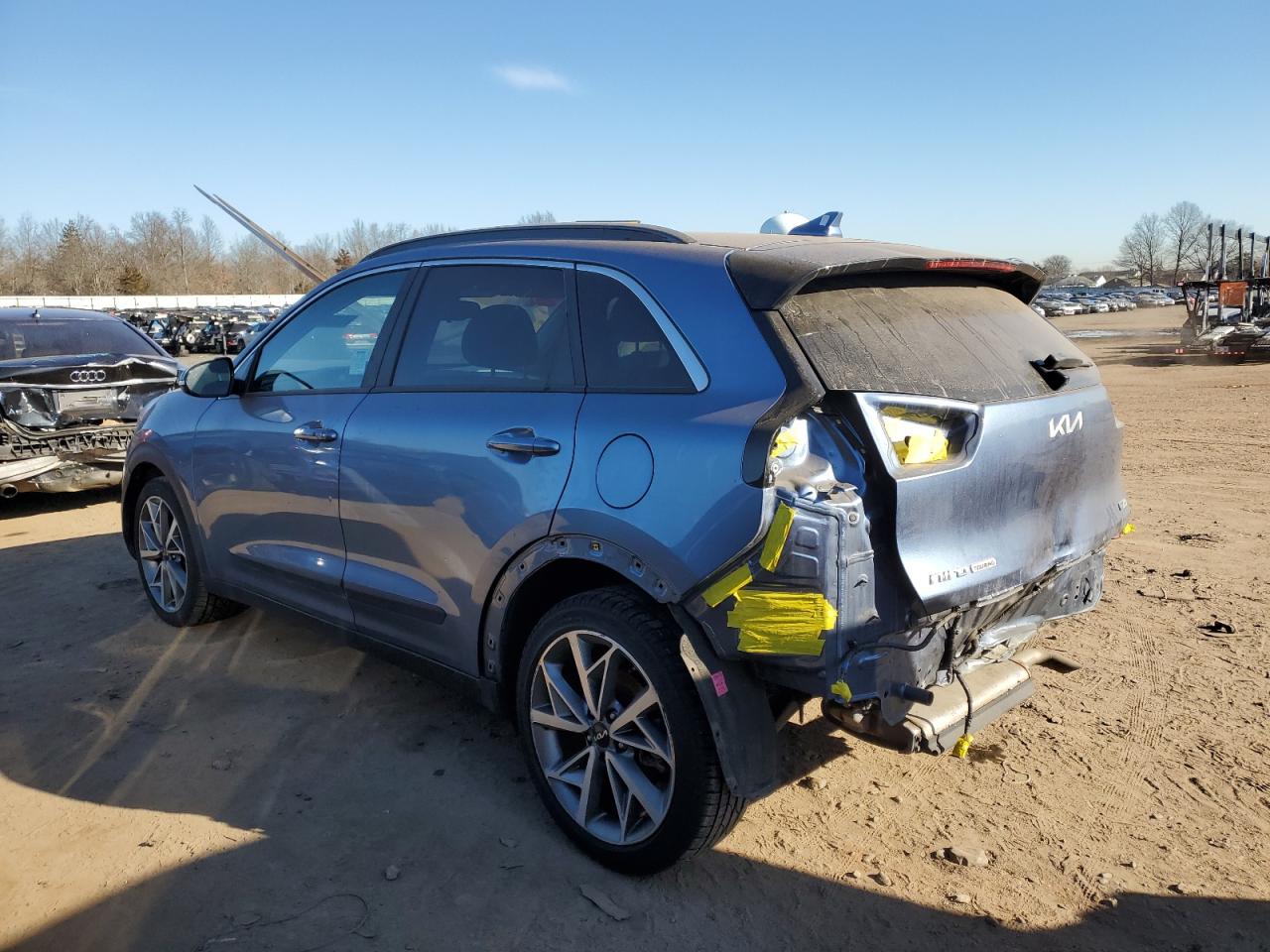 KNDCC3LC8N5532201 2022 KIA NIRO - Image 2