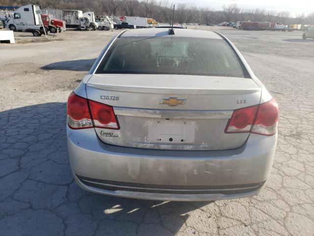 Седаны CHEVROLET CRUZE 2015 Серебристый