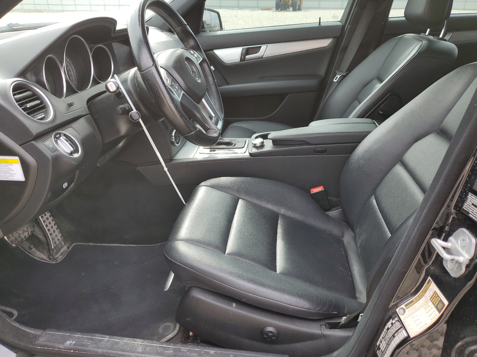 WDDGF8AB9DA792490 2013 Mercedes-Benz C 300 4Matic