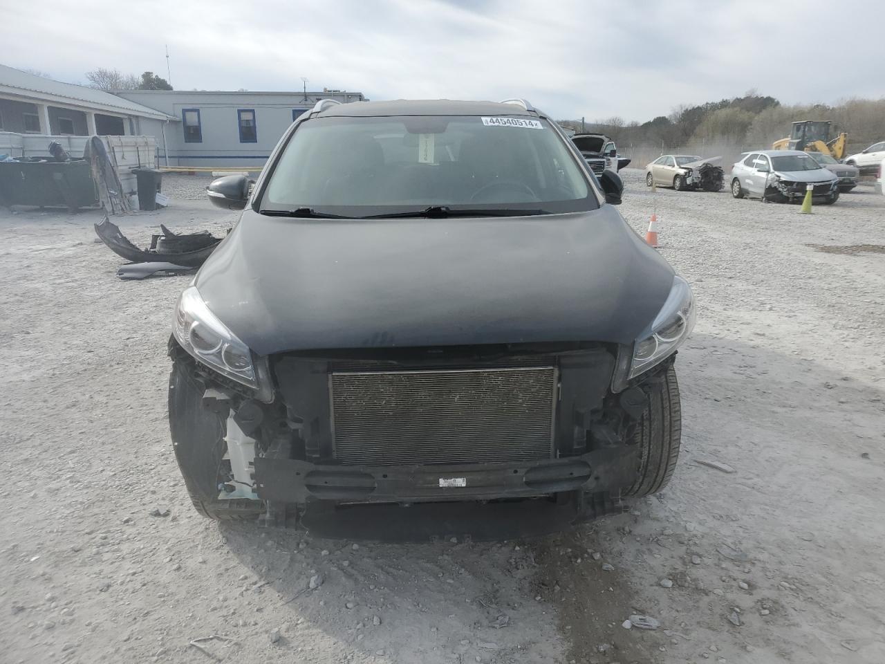 5XYPG4A3XHG337646 2017 Kia Sorento Lx