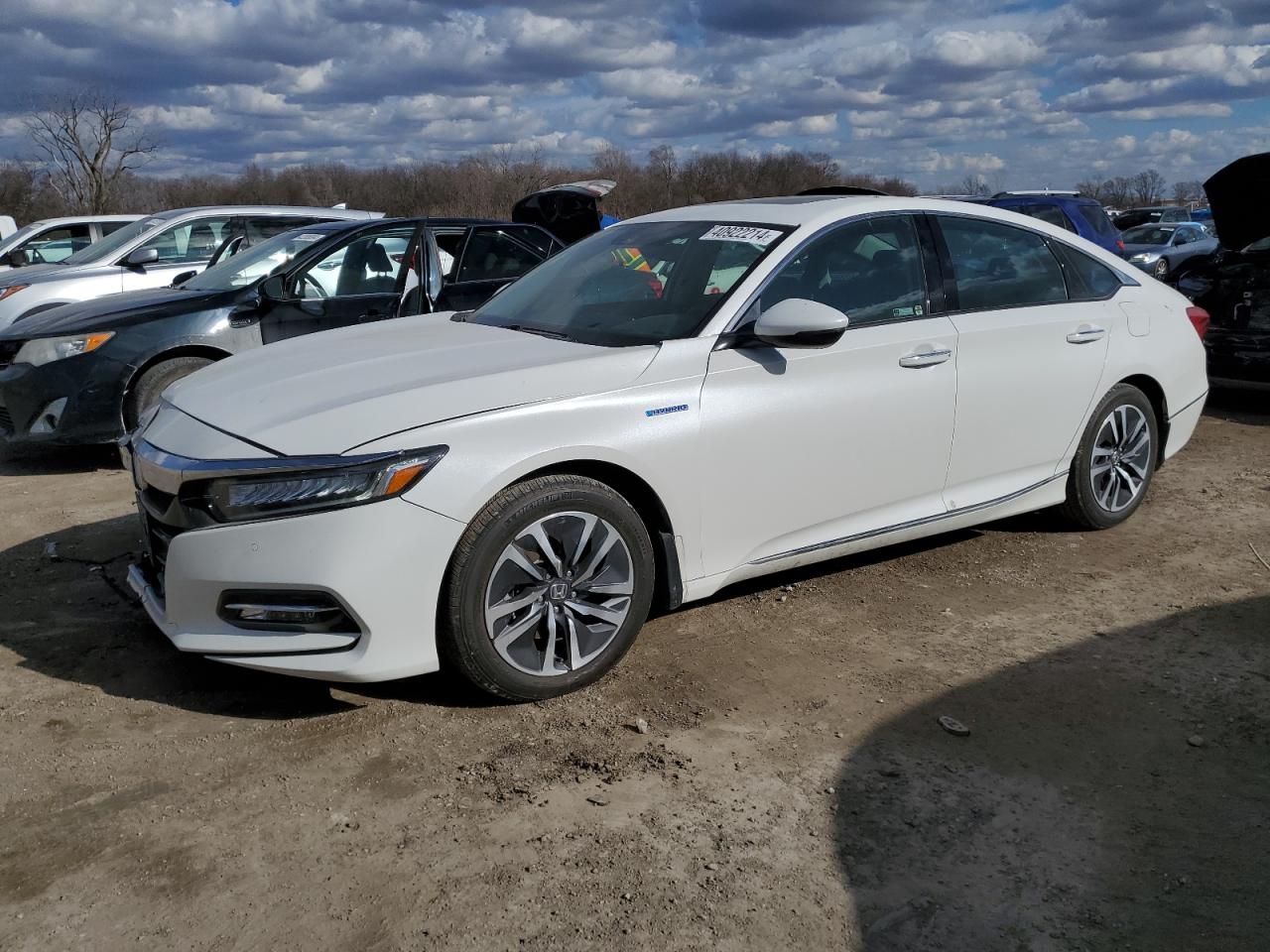 2020 Honda Accord Touring Hybrid VIN: 1HGCV3F96LA017164 Lot: 40922214