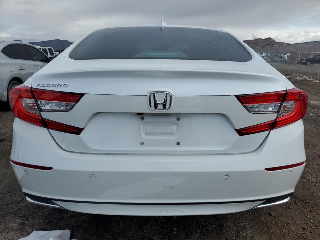 2022 Honda Accord Exl VIN: 1HGCV1F50NA057602 Lot: 40806734