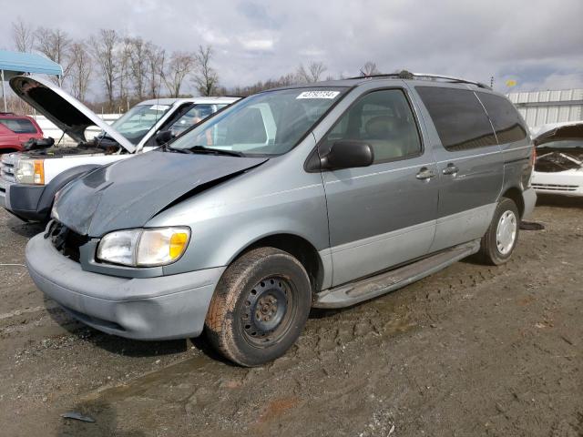 2000 Toyota Sienna Le