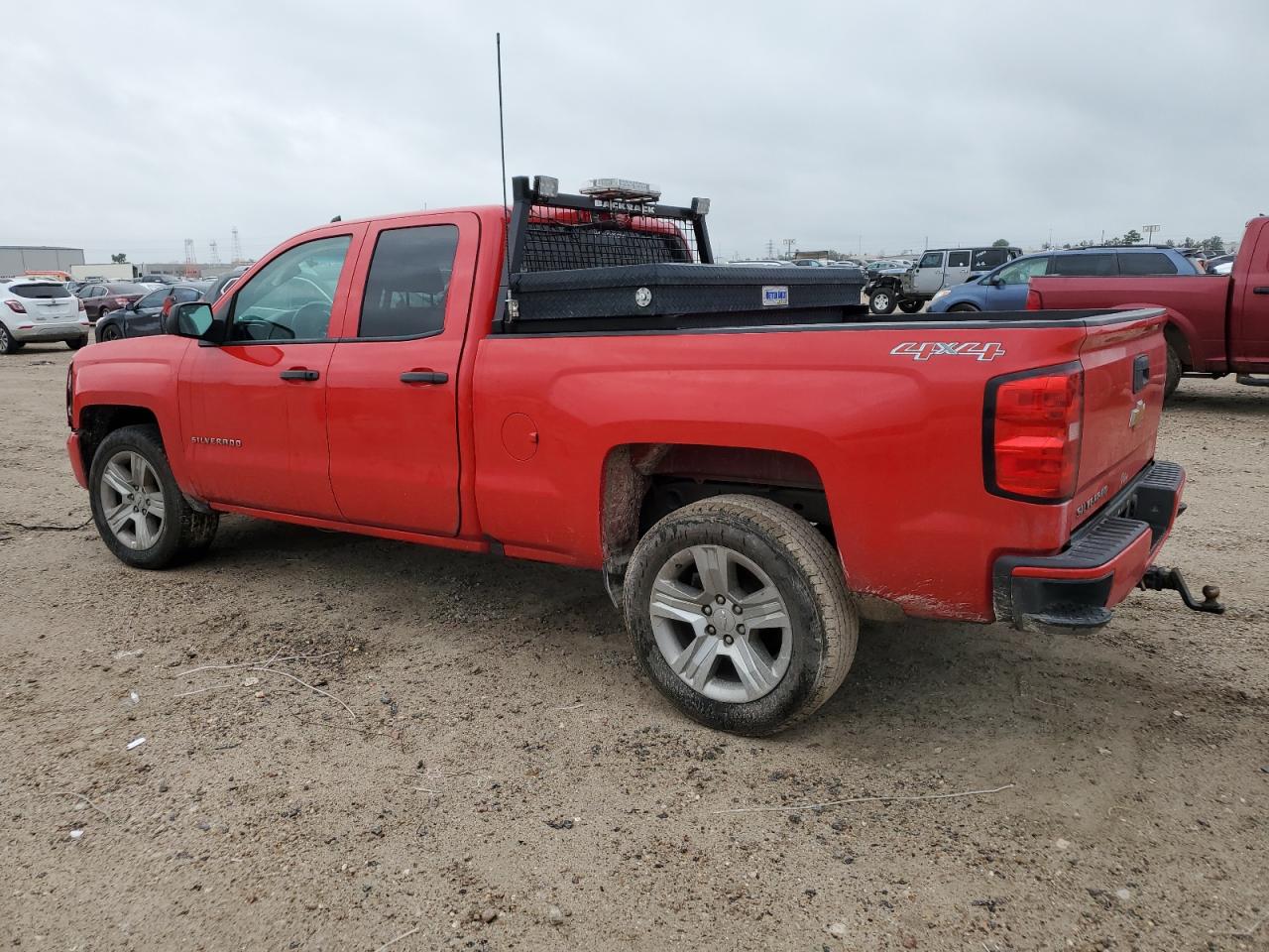 2017 Chevrolet Silverado K1500 Custom VIN: 1GCVKPEC5HZ296829 Lot: 42275254