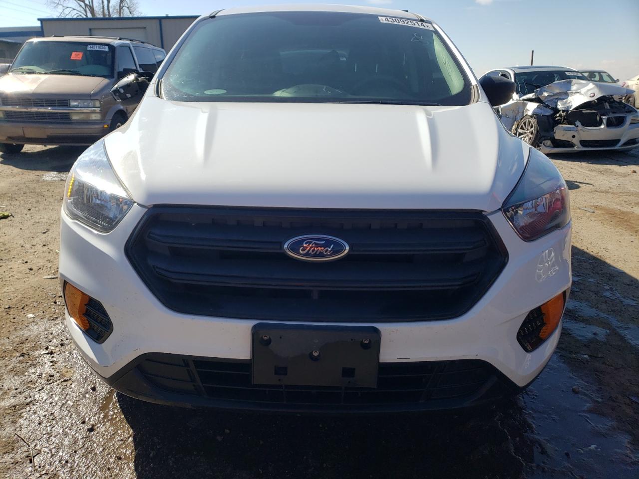 2019 Ford Escape S VIN: 1FMCU0F7XKUB00684 Lot: 43092514