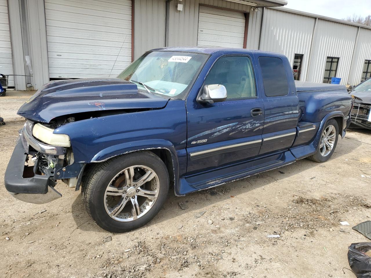 2000 Chevrolet Silverado C1500 იყიდება Grenada-ში, MS - Front End